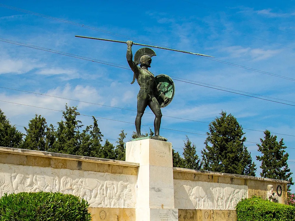 statue-of-Leonidas-Greece-swiper-hero-gallery