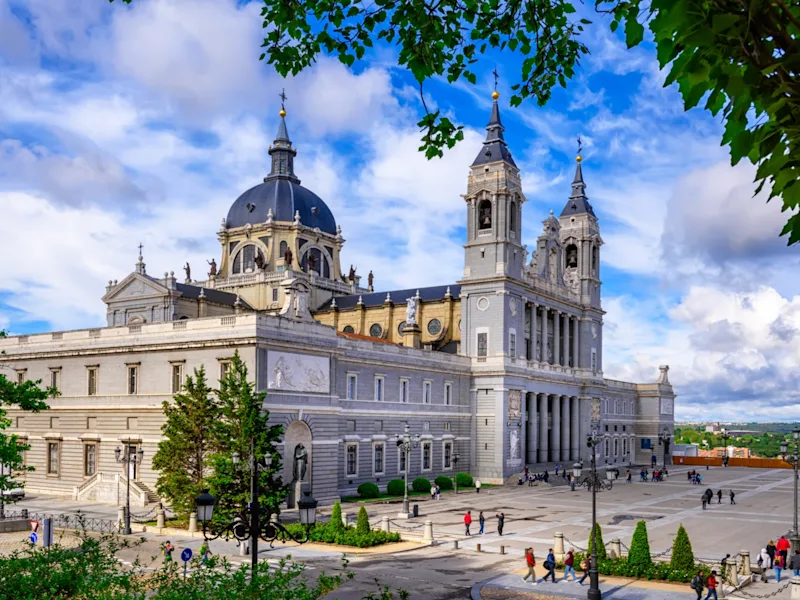 catedral-de-la-almudena-madrid-spain-and-portugal-explorer-day-1