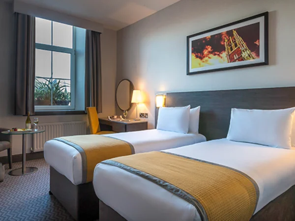 Maldron-Hotel-Belfast-International-Airport-room