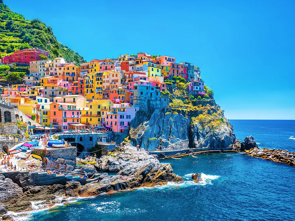 Cinque-Terre-Italy-swiper-hero-gallery