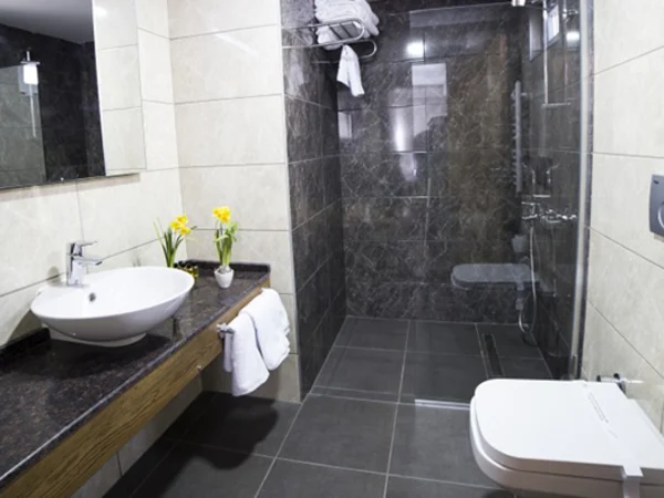 MD-city-barbaros-hotel-bathroom