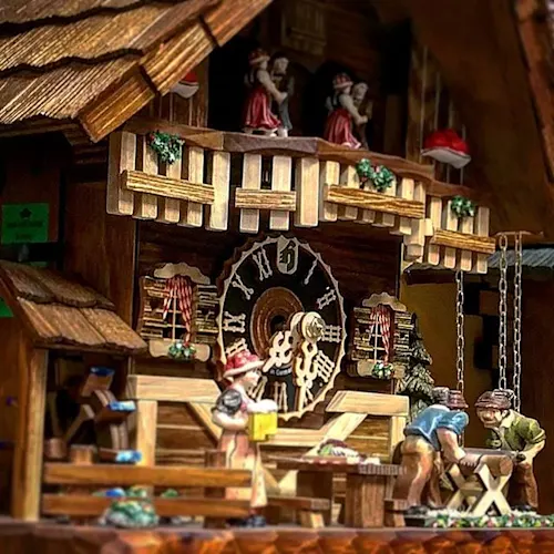 Rhine-Valley-cuckoo-clock-_expatexplore