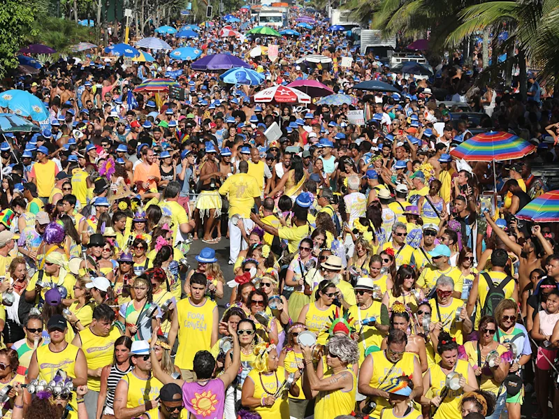 Street-Carnival-Bloco-de-carnaval-rio-brazil