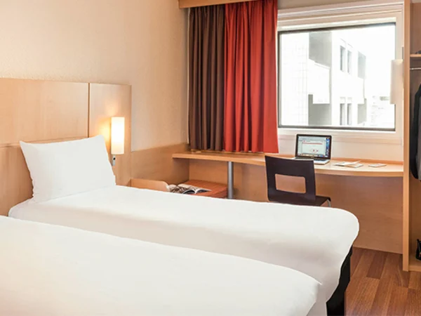 ibis-Paris-La-Défense-Esplanade-Room