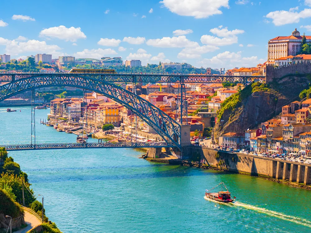 Ponte-Dom-Luis-Porto-Portugal-swiper-hero-gallery