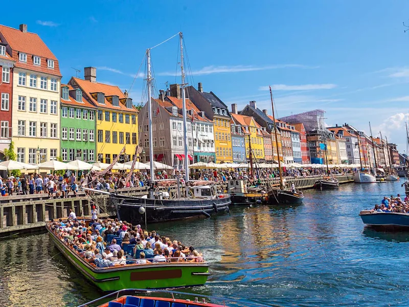 copenhagen-nyhavn-waterfront