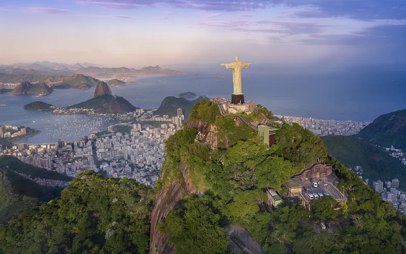 Visit the Christ the Redeemer statue