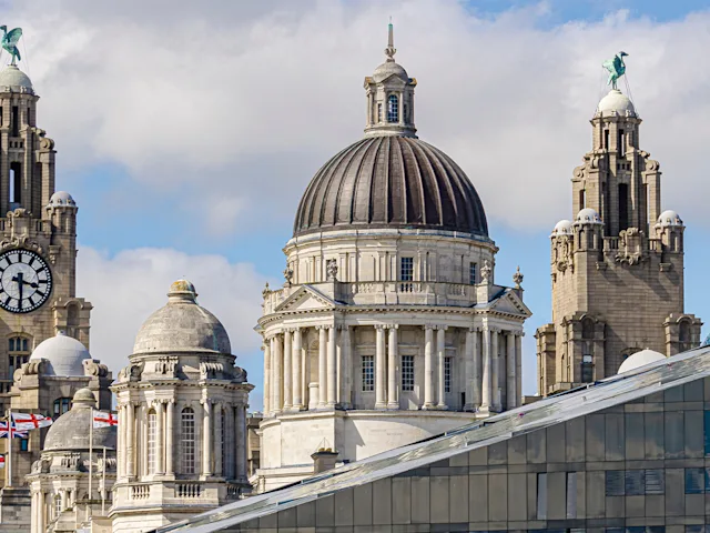 liverpool-uk-england-skyline-swiper-hero-gallery