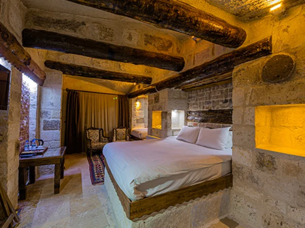 Konak-Bezirhane-Hotel-Cappadocia-cave-room
