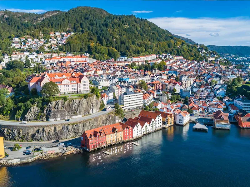 norway-bergen-fjords-scandinavia-tour-colored-houses-wharf