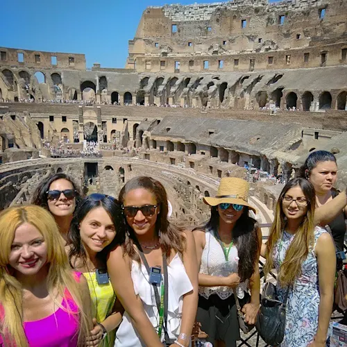rome-italy-group-Instagram-_timthetourmansayer