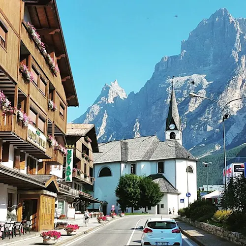 Dolomites-Italy-Instagram-_scouserontour