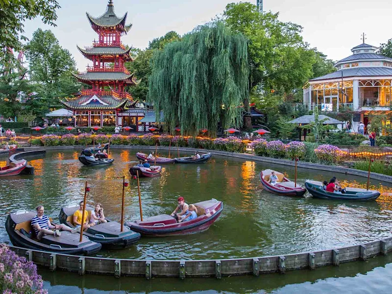 copenhagen-tivoli-gardens-denmark-tour
