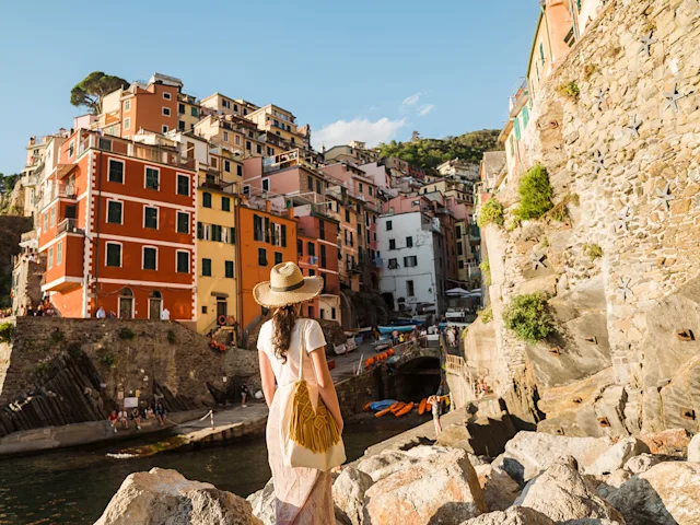 CinqueTerre-Italy-swiper-hero-gallery