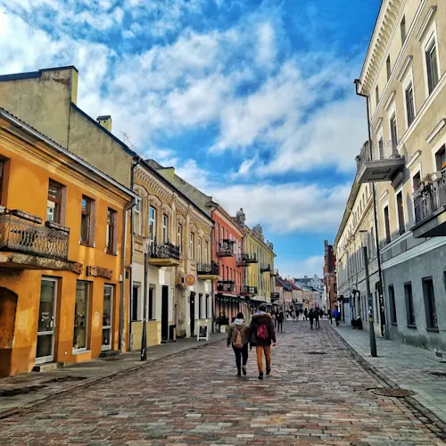 street-in-kunas-lithuania-instagram-_jenchiat