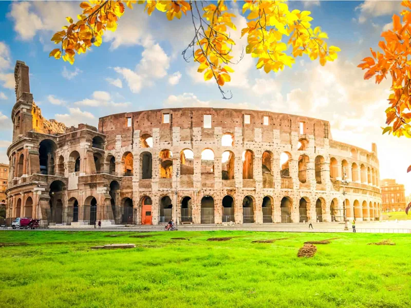 italy-colosseum-grass-lawn-western-adventure-day2-1