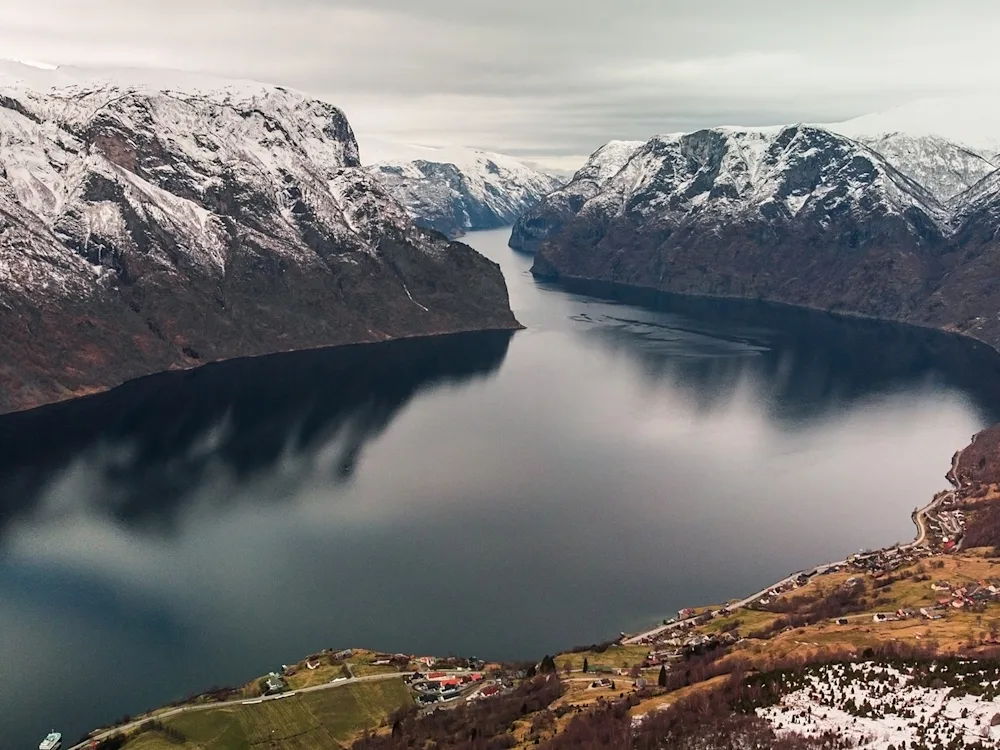 aurlandsfjord-fjord-view-norway-swiper-hero-gallery