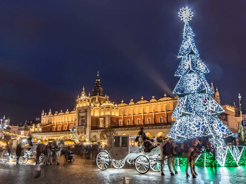 krakow-poland-christmas-tour-new-year-expat-explore