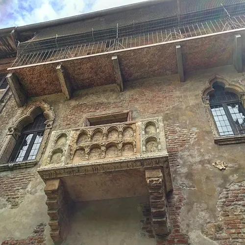Verona-Italy-1-Instagram-_shabbyeatworld