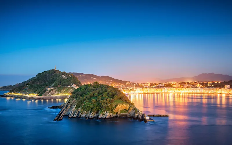 Enjoy a night in San Sebastian