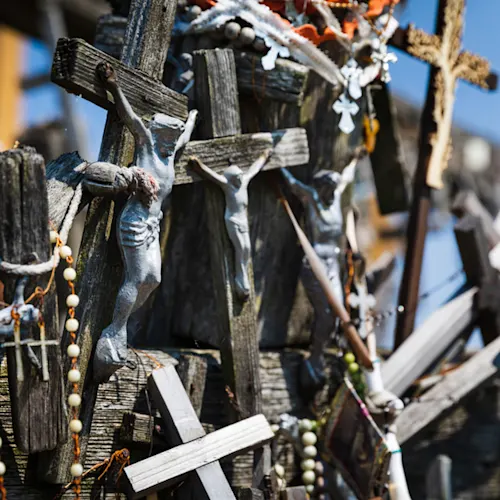 Crucifixion-of-Christ-Hill-of-Crosses-Siauliai-Lithuania