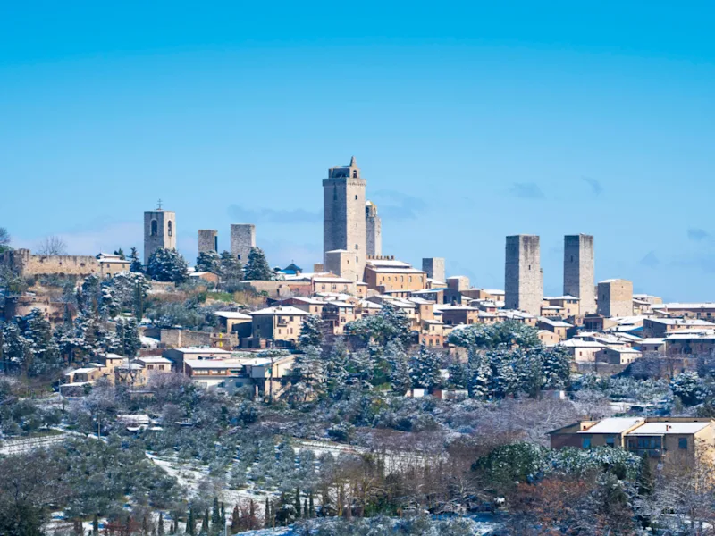san-gimignano-snowy-town-towers-skyline