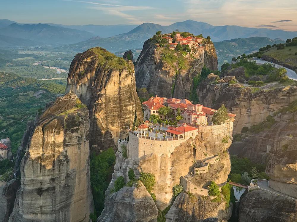Meteora-monastery-Greece-swiper-hero-gallery