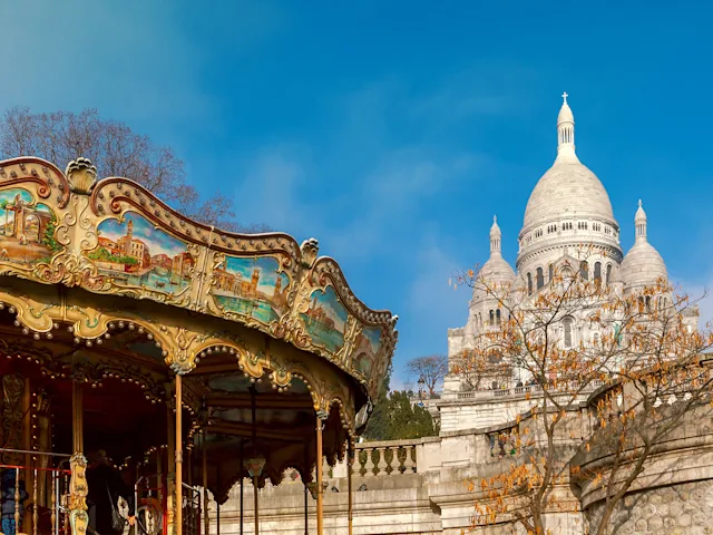 sacre-coeur-montmartre-paris-france-winter-swiper-hero-gallery