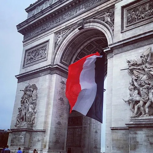 Paris-France-Instagram-_scouserontour