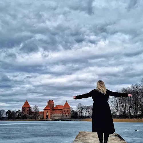 trakai-island-castle-lithuania-instagram-_jenchiat