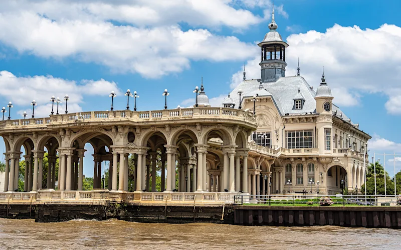 Explore the city of Tigre on the Tigre River Delta