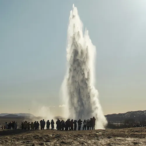 geyser-eruption-iceland