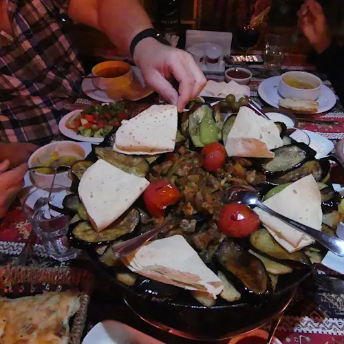 Wilfredo-Colozo-Azerbaijan-Georgia-Armenia-Instagram-photos-guided-tour-package-Baku-_WilfredoColozo