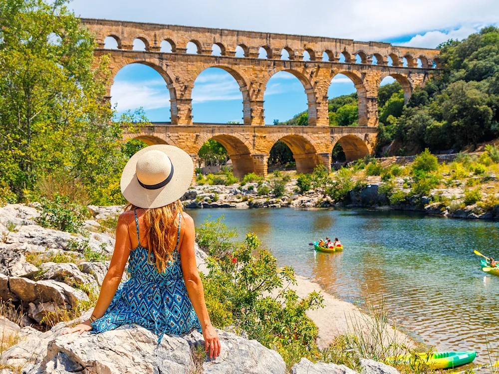 Pont-du-Gard-Avignon-France-swiper-hero-gallery