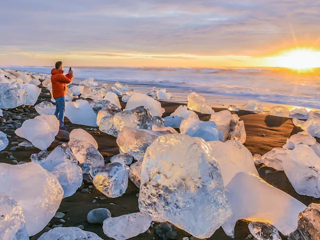 jokulsarlon-diamond-beachs-swiper-hero-gallery