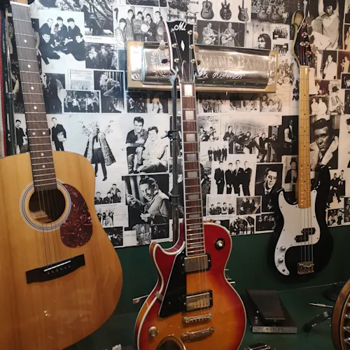 the-beatles-museum-liverpool-instagram-_staratkinson