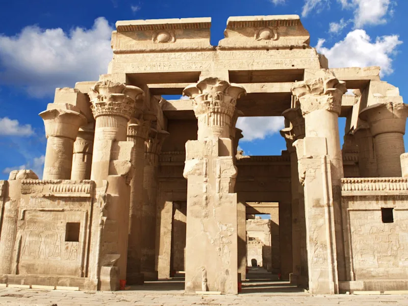 ruins-of-temple-kom-ombo-egypt