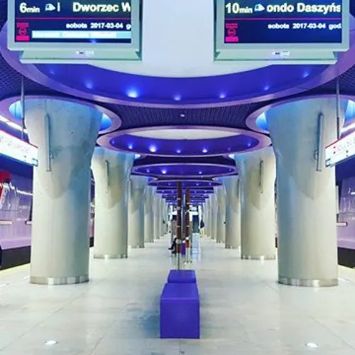 warsaw-Instagram-_scouserontour