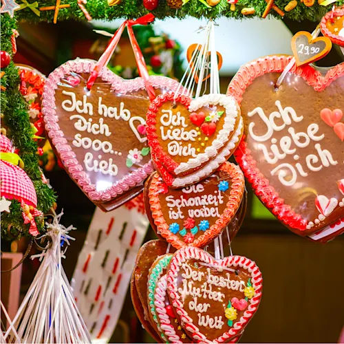 Christmas-2-_expatexplore