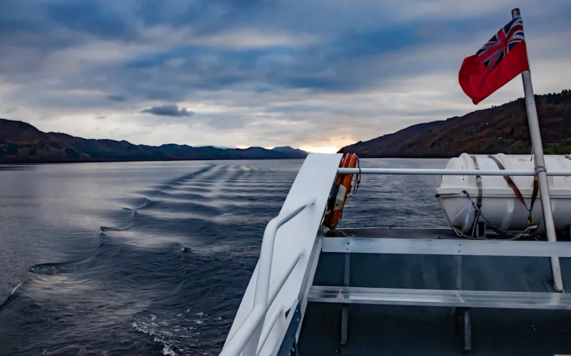 festive-loch-ness-cruise-optional-excursion