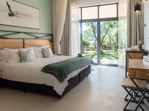 waterfalls-lodge-hotel-room