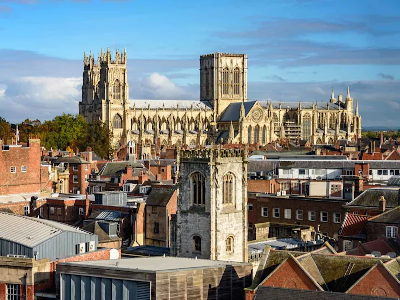 york-england-yorkminster-cathedral-guided-tour-historic