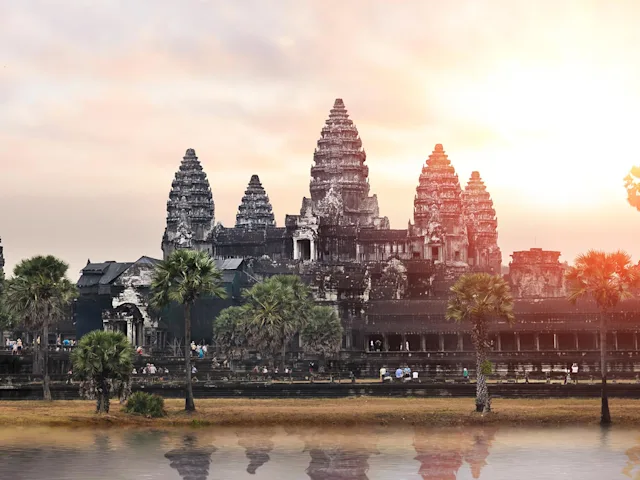 Cambodia-Angkor-Wat-temple-complex