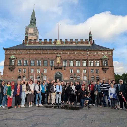 copenhagen-denmark-group-photo-instagram-_tourswithmatt