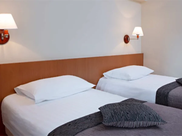 art-city-inn-hotel-room