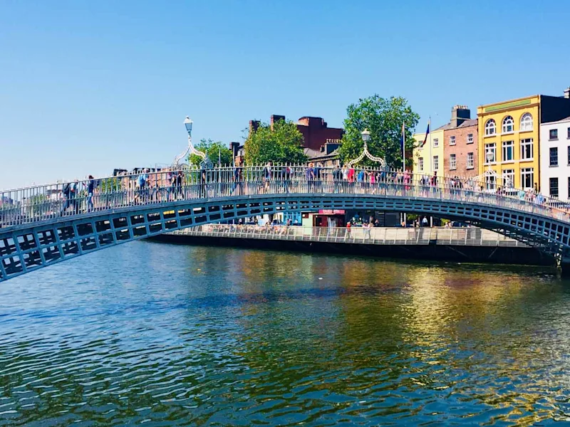 dublin-ha-penny-bridge-ireland-guided-tour