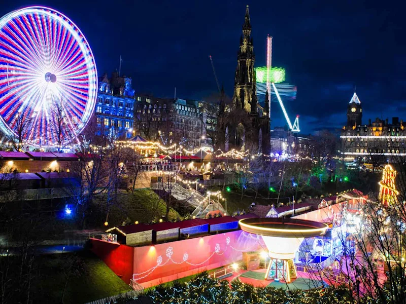 edinburgh-great-britain-new-year-day-3