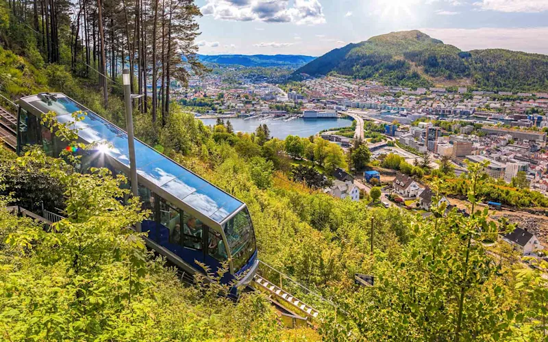bergen-floibanen-excursion-mountain