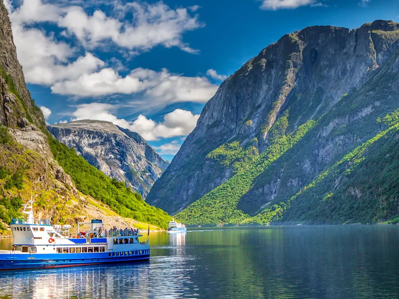 Gudvangen-Norway-fjord