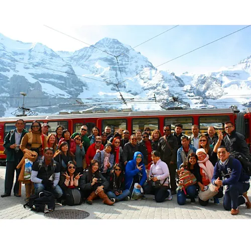 Instagram1-Swiss-Alps-Switzerland-10-_scouserontour